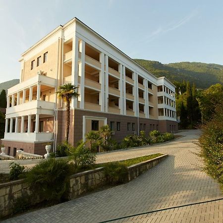 Old Gagra Hotel Bagian luar foto