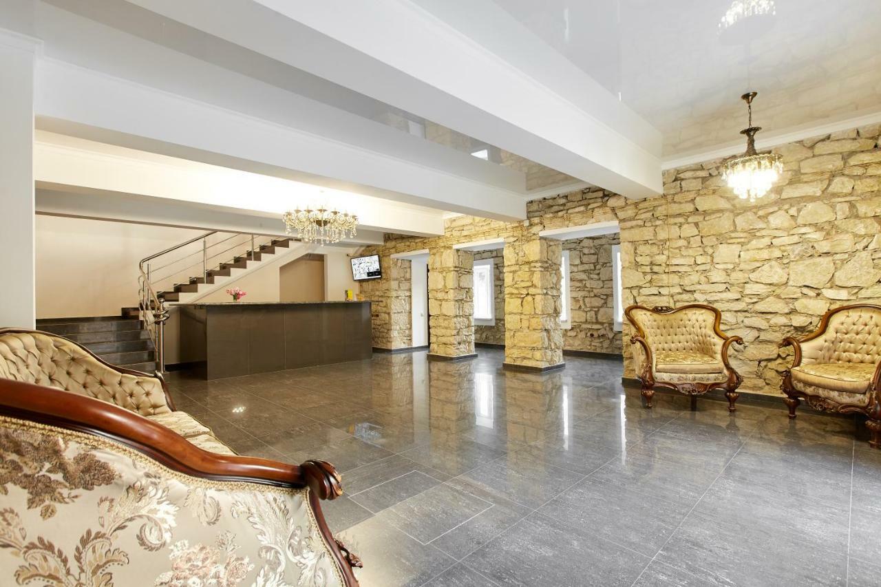 Old Gagra Hotel Bagian luar foto